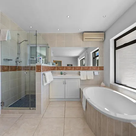 Camps Bay Villa-2